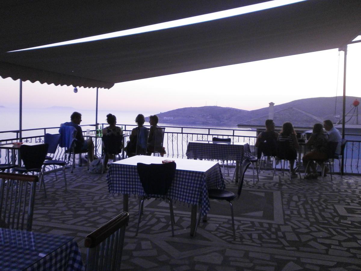 Odhisea Hotel Restaurant Qeparo Exterior photo